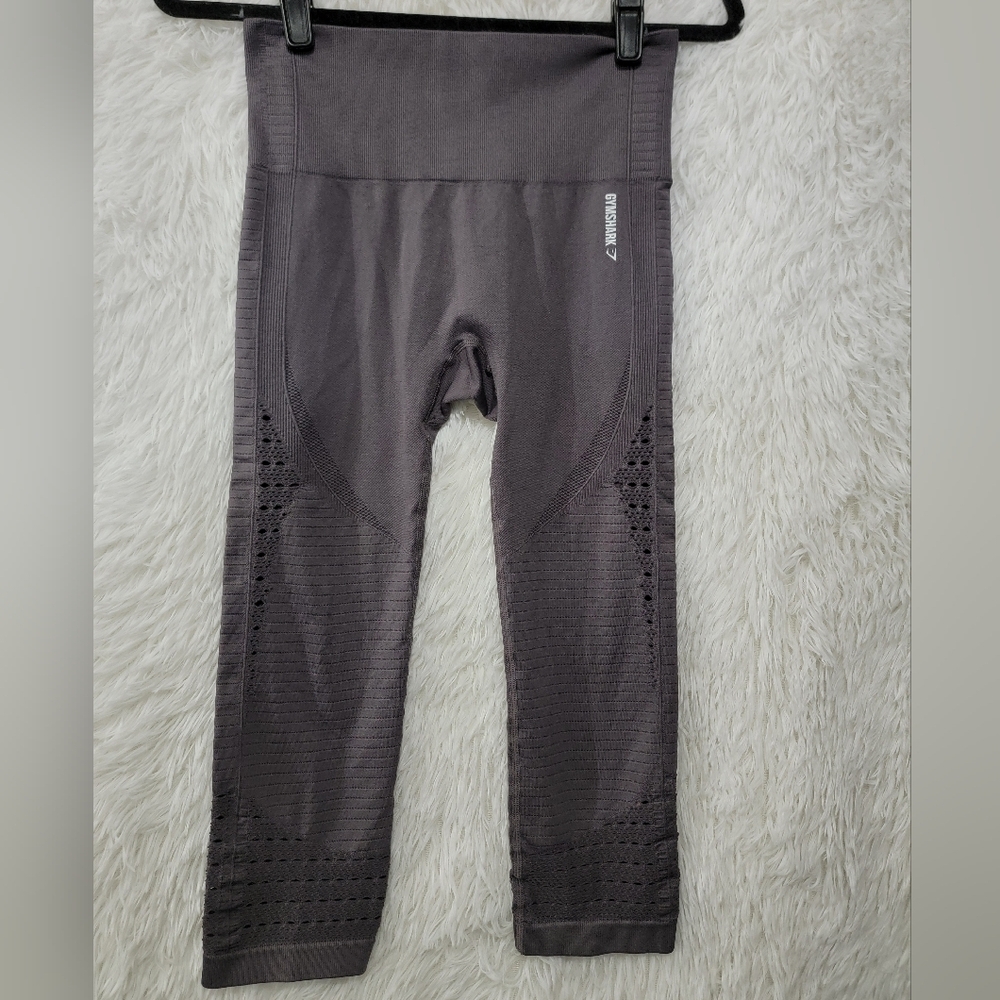 Gymshark Womens Charcoal  Seamless Dark Gray Performance Cropped Leggings Size M